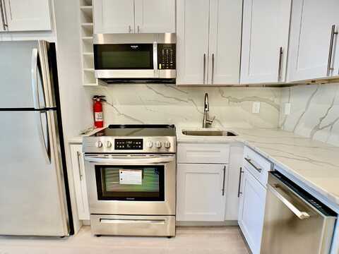310 MADISON ST, Hoboken, NJ 07030