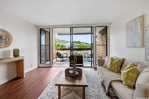 1015 Aoloa Place, Kailua, HI 96734