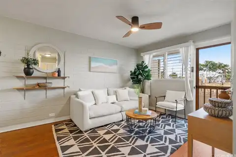 75 Kihapai Street, Kailua, HI 96734