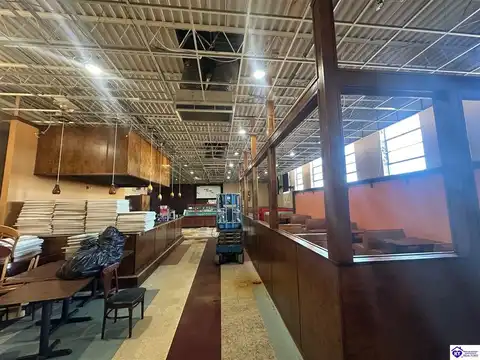 9050 New Jackson Highway, Magnolia, KY 42757