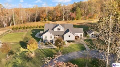 900 Sam Goodman Road, Munfordville, KY 42765