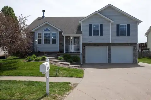3213 Arbor Lake Drive, Saint Joseph, MO 64506