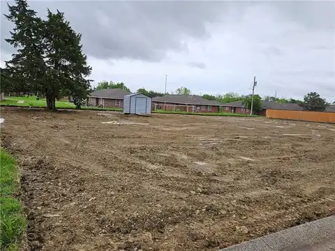 413 Kennedy Avenue, Iola, KS 66749