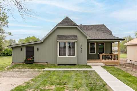 1025 Chestnut Avenue, Osawatomie, KS 66064