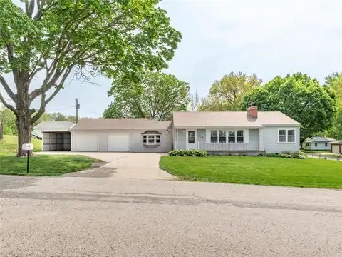 5719 S 10 Street, Saint Joseph, MO 64504