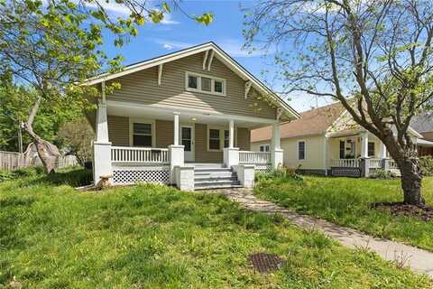406 E Shawnee Street, Paola, KS 66071