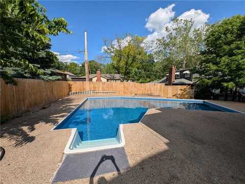 3621 N Walnut Street, Kansas City, MO 64116