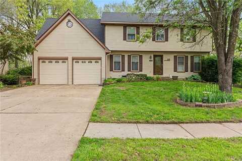 119 Willow Drive, Lansing, KS 66043