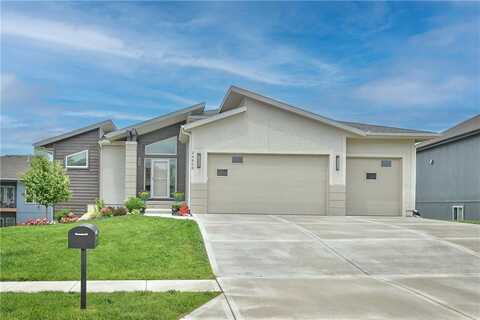 24808 W 88th Terrace, Lenexa, KS 66227