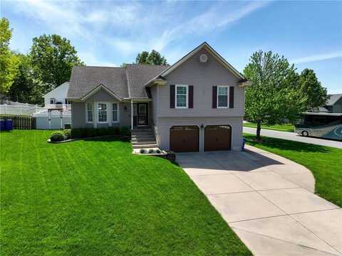 7121 Park Street, Shawnee, KS 66216