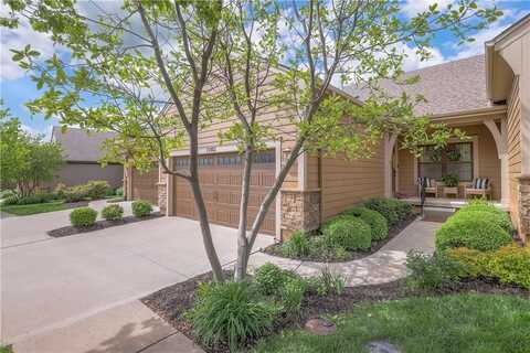 15802 Lowell Lane, Overland Park, KS 66223