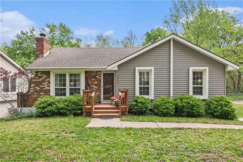 8009 N Brooklyn Avenue, Kansas City, MO 64118