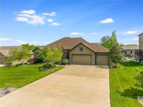 10517 NW 79th Place, Weatherby Lake, MO 64152