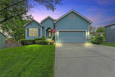 304 Lakeview Drive, Smithville, MO 64089
