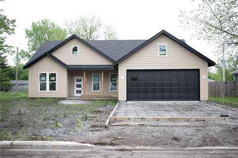 1927 E Sixth Street, Sedalia, MO 65301