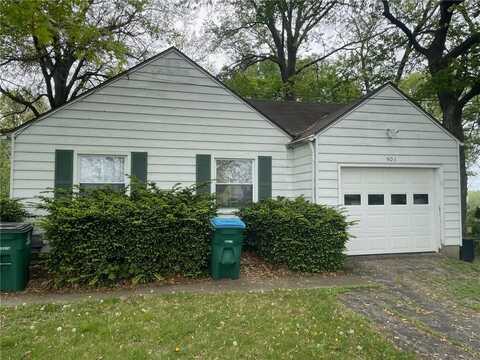 501 NE Shady Lane Drive, Kansas City, MO 64118