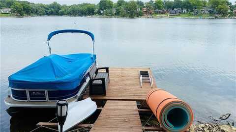 1048 NW South Shore Drive, Lake Waukomis, MO 64151