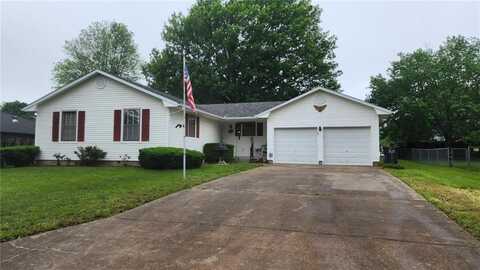 2704 S Taylor Street, Pittsburg, KS 66762