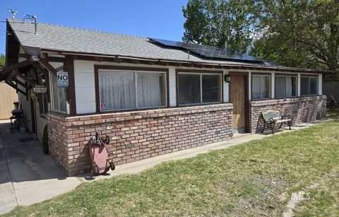 39 Hunter Ave, Bishop, CA 93514