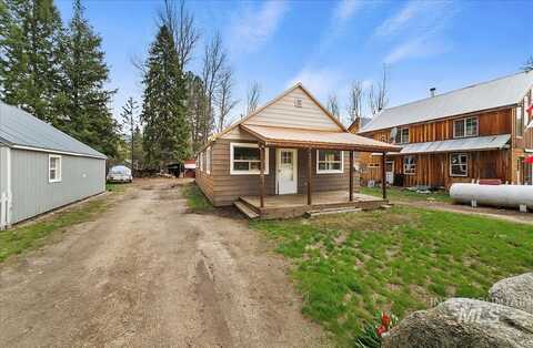 207 W Commercial St, Idaho City, ID 83631