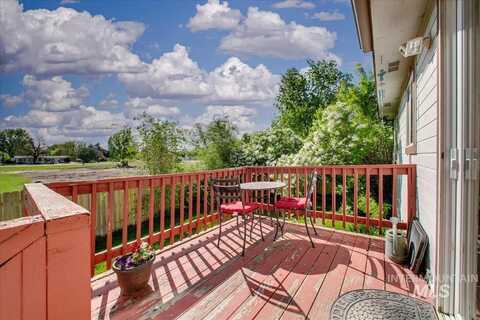 2208 S Ivy St, Nampa, ID 83686