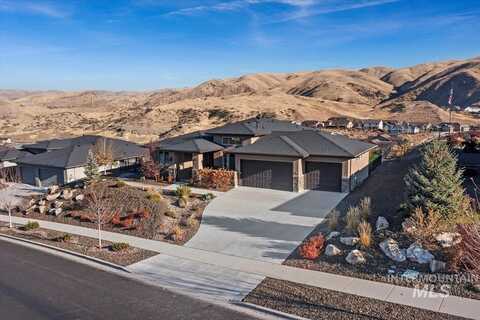 5362 W Parkridge Dr, Boise, ID 83714
