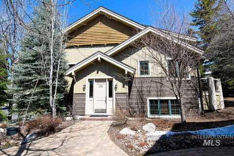1379 Hearthstone Ct, McCall, ID 83638