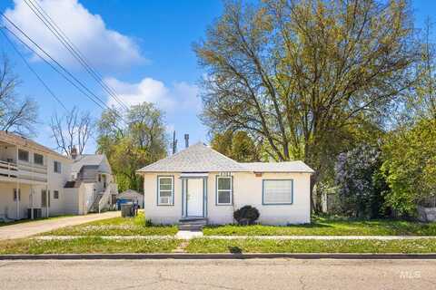 1011 9th St, Nampa, ID 83651