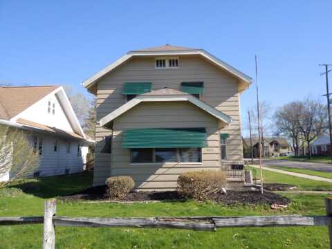 802 Oakridge Drive, Jackson, MI 49203