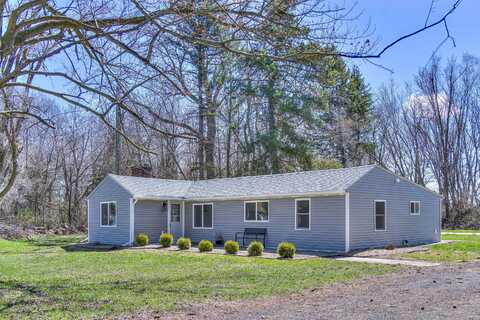 8353 Cady Road, Jackson, MI 49201