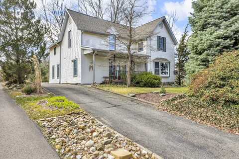219 W Center Street, Concord, MI 49237