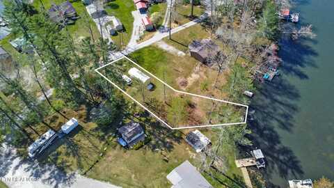 42 Linger Lake Lane, Crossville, TN 38571
