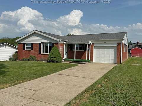 2840 Washington Avenue, Hurricane, WV 25526