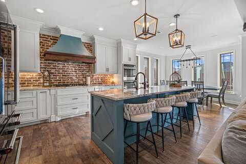 813 Ave T, Shallowater, TX 79363