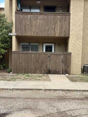 8601 Memphis Drive, Lubbock, TX 79423