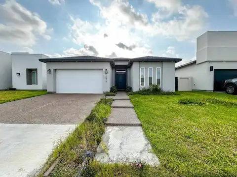 2516 Chicharito St., Laredo, TX 78041