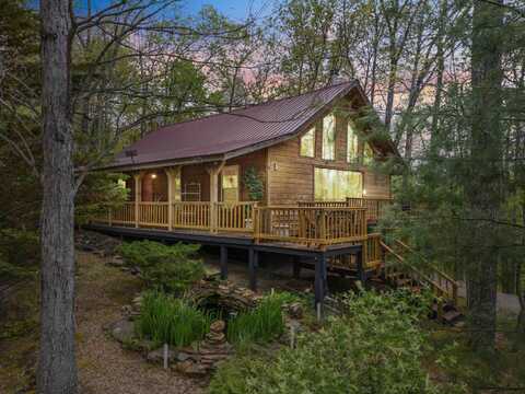 16 Sunrise Mountain Retreat Road, Beattyville, KY 41311