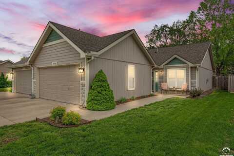 1510 Legend Trail Drive, Lawrence, KS 66047