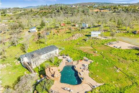 21054 Yankee Valley Road, Hidden Valley Lake, CA 95467