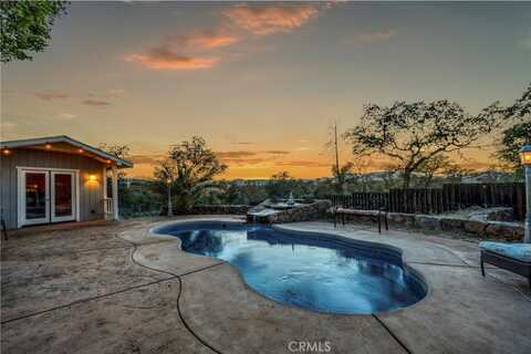 21126 Yankee Valley Road, Hidden Valley Lake, CA 95467