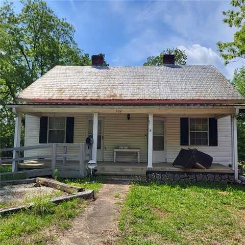 307 S 11TH STREET, LANETT, AL 36863