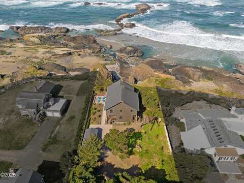 8466 NW Coast, Seal Rock, OR 97376
