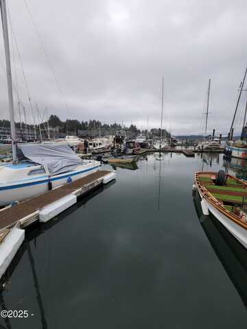 1000 SE Bay, Newport, OR 97365