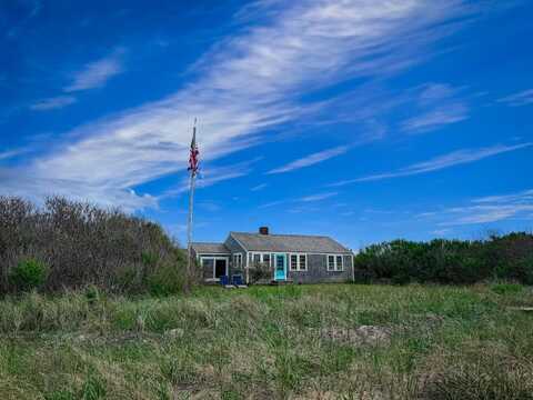 26 North Cambridge Street, Nantucket, MA 02554