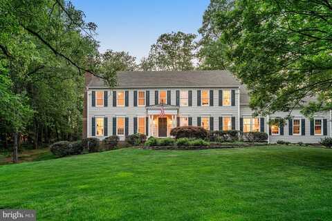 10918 LAKE WINDERMERE DR, GREAT FALLS, VA 22066