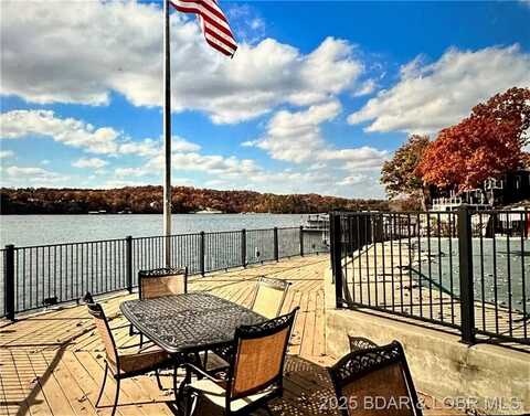 139 Barba Le Lane, Lake Ozark, MO 65049
