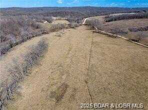 Reeds Road, Lebanon, MO 65536