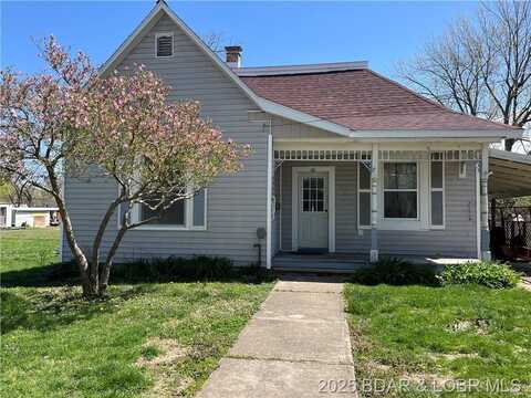 310 Vanburen Street, Versailles, MO 65084