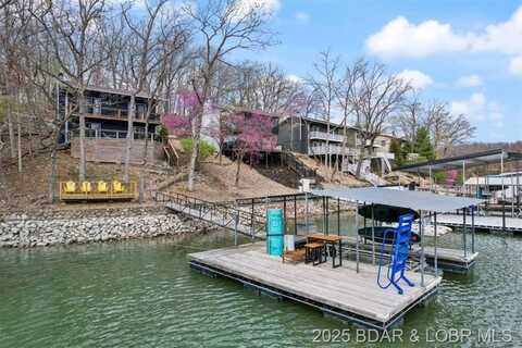 957 Crawford Drive, Sunrise Beach, MO 65079