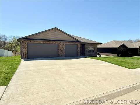 245 Davis Dr, Out Of Area (LOBR), MO 65043